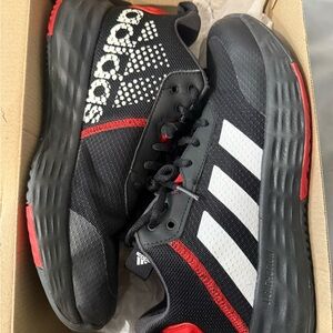 Adidas, big boys size 6 red and black basketball sneakers white stripes